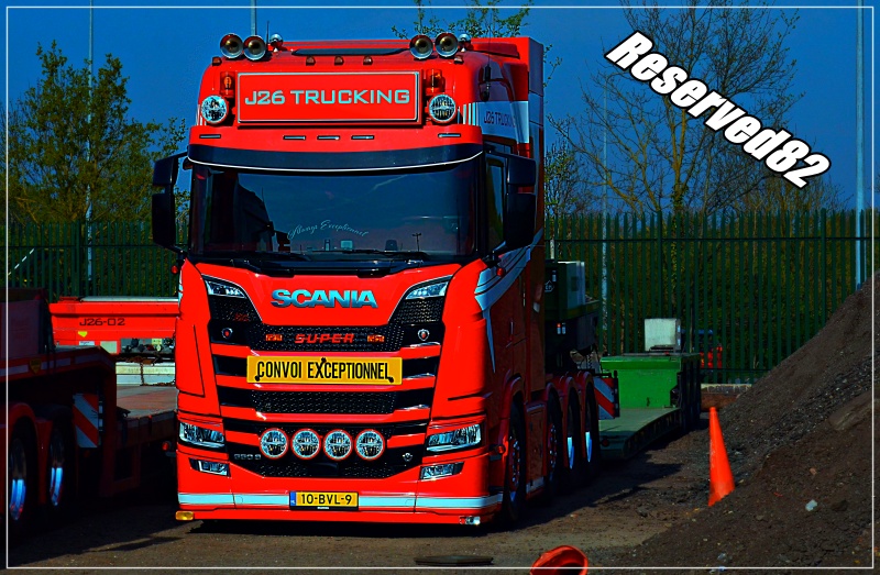 DSC_0741.JPG J26 2.JPG