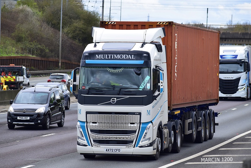 _DSC0668-crop-MULTIMODAL-VOLVO FHV.JPG