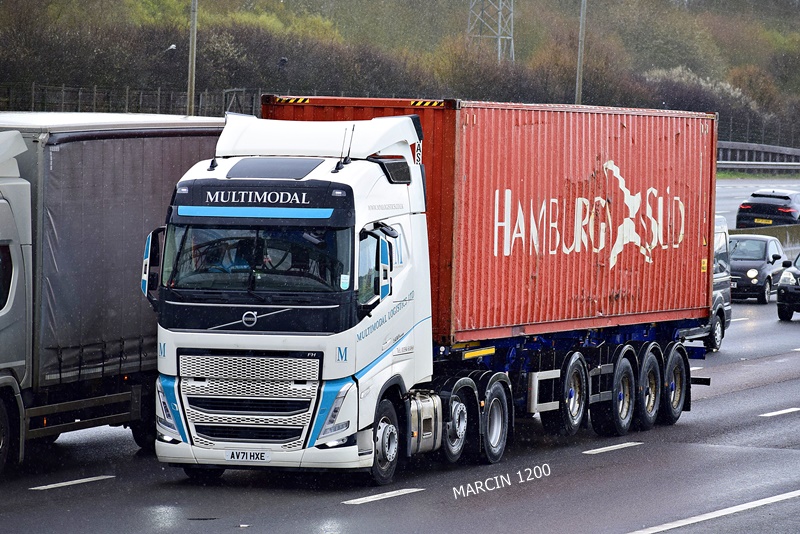 _DSC0885-crop-MULTIMODAL-VOLVO FHV.JPG