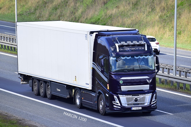 _DSC3593 HUBO-crop-VOLVO FH AERO.JPG