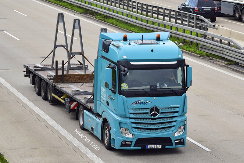 _DSC6970 BALLA-crop-ACTROS MPIV.JPG