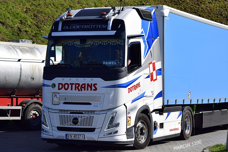 _DSC3773 DOTRANS-crop-VOLVO FH AERO.JPG