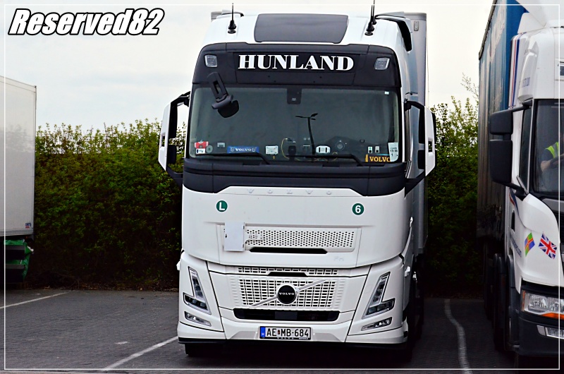 DSC_1827.JPG Hunland.JPG