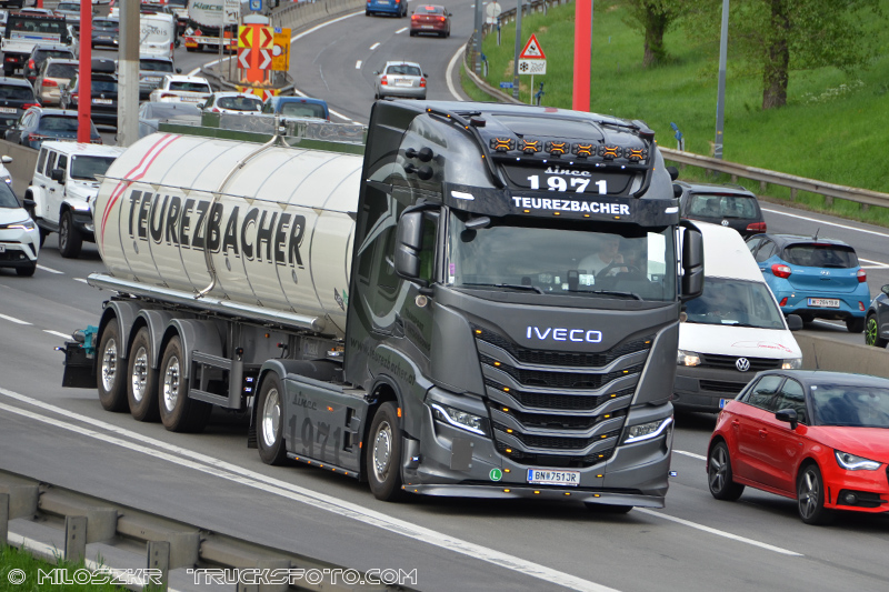 Iveco S-Way_Teurezbacher_5562.JPG