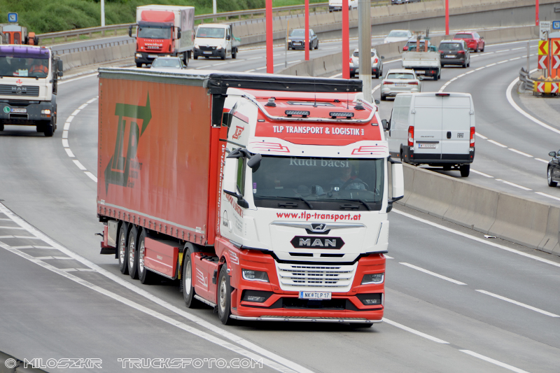 MAN TGX_TLP_5076.JPG