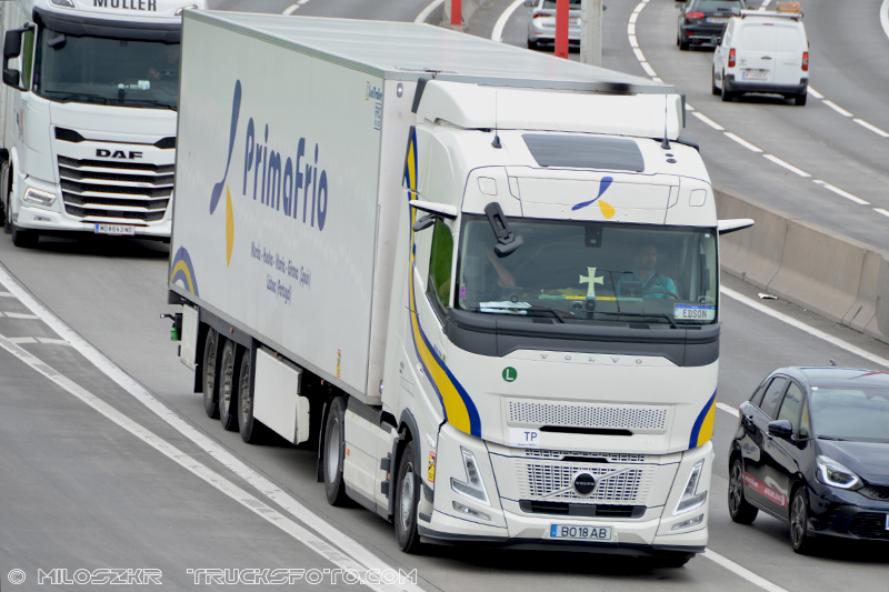 Volvo FH Aero_Primafrio_5109.JPG