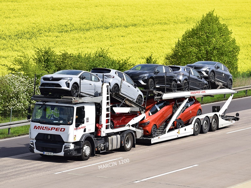 _DSC4823 MILSPED-crop-RENAULT TRUCKS D 2025.JPG
