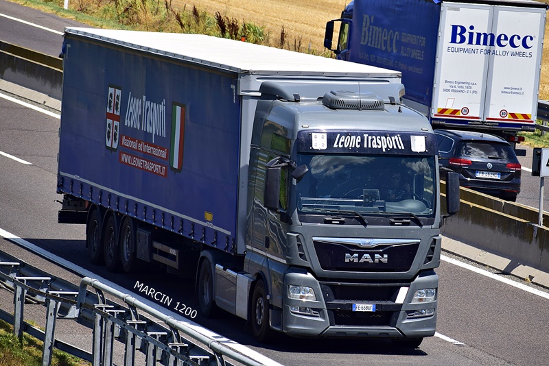 _DSC6245-crop-LEONI TRANSPORTI-MAN TGX.JPG