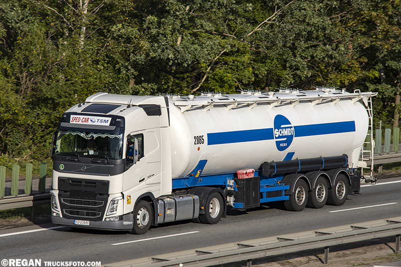 Volvo FH4 - Sped-Car TSM.jpg