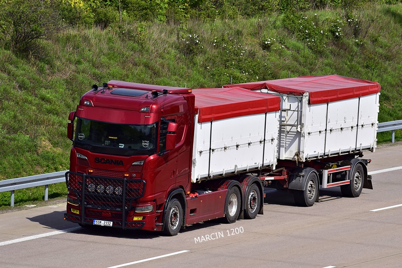 _DSC1931 SCANIA R PROSTAV-crop-SCANIA S.JPG
