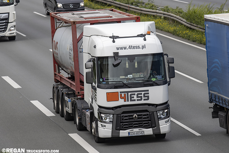 Renault Range T - 4Tess.jpg