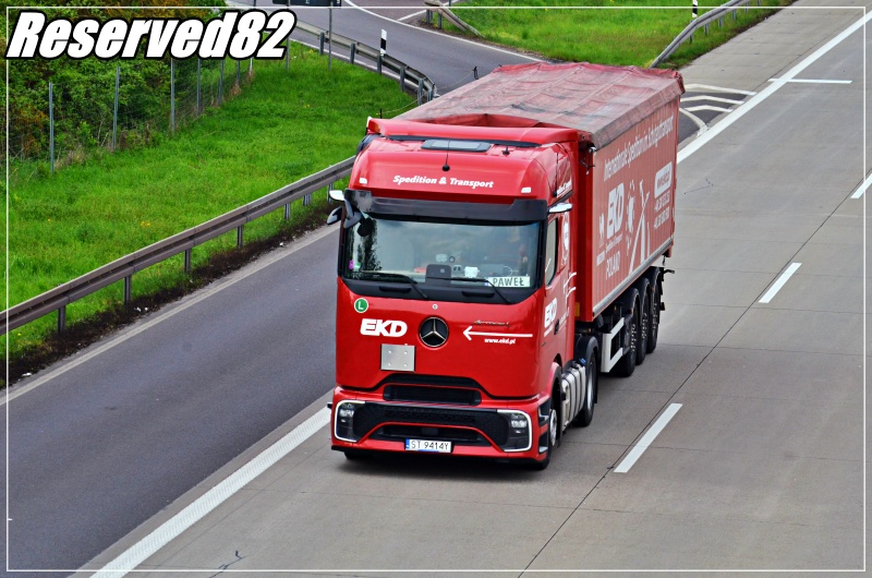 DSC_8107.JPG  EKD.JPG