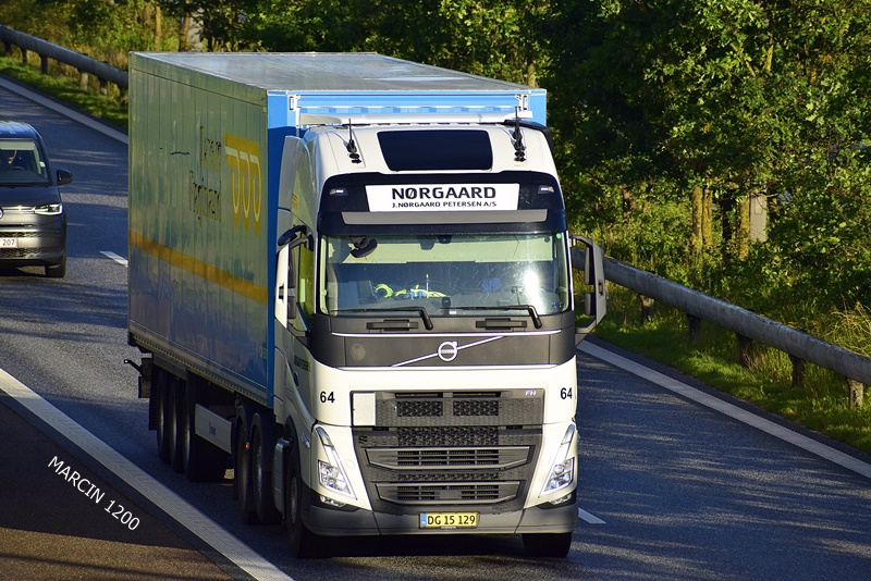 _DSC4229 NORGAARD-crop-VOLVO FHV.JPG