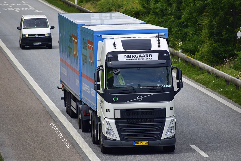 _DSC4644 NORGAARD-crop-VOLVO FHV-25,25m.JPG