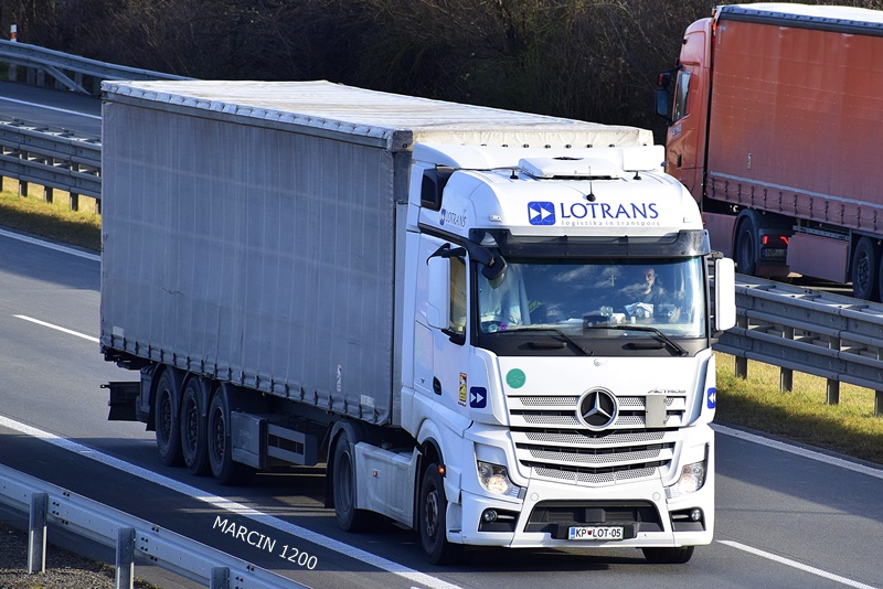 _DSC0356 LOTRANS-crop-MERCEDES MPIV.JPG