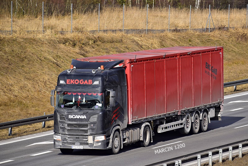 _DSC1568 Ekogab-crop-SCANIA R450 NG.JPG
