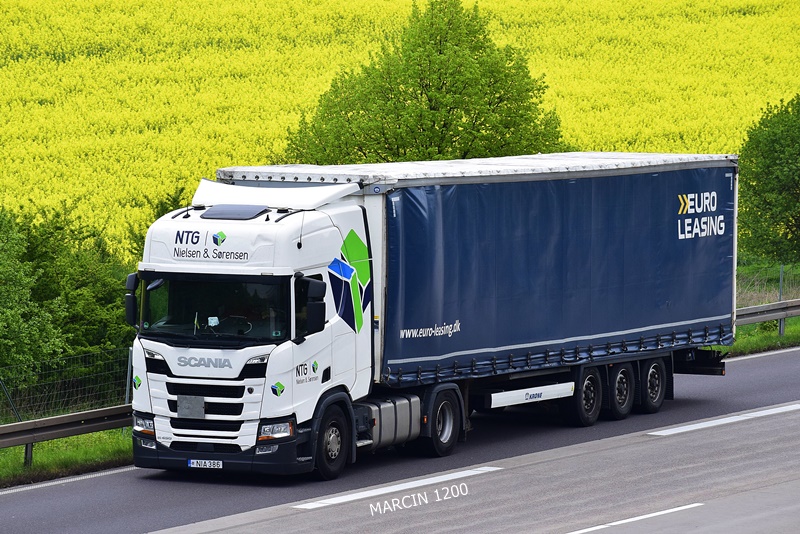 _DSC5080 NTG-crop-SCANIA R460 NG.JPG