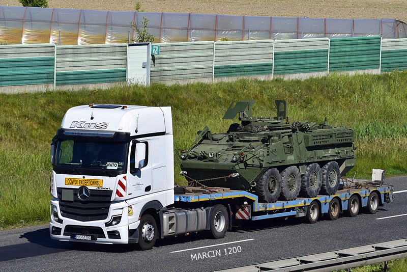 _DSC00011 (700) KUŚ-crop-Mercedes-Benz ActrosL MP5.JPG