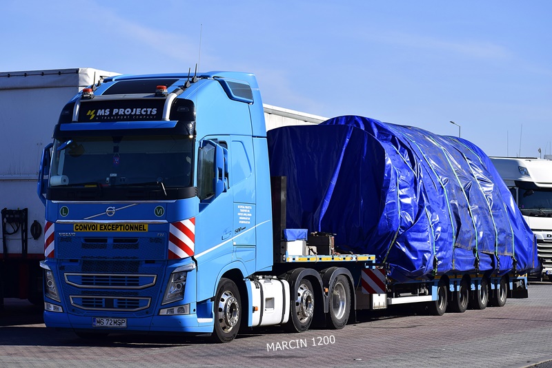 _DSC1925 MS PROJECTS-crop-VOLVO FHIV.JPG