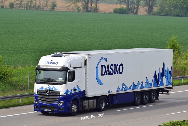 _DSC4377 DASKO-crop-ACTROS MPV.JPG