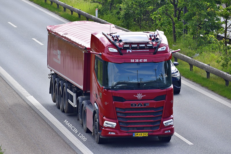 _DSC4530 FV FORLEV VOGNMANDSFORRETNING-crop-DAF XF.JPG
