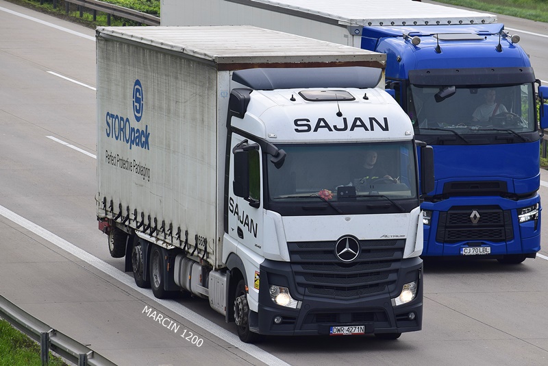 _DSC4209 SAJAN-crop-ACTROS MPIV.JPG