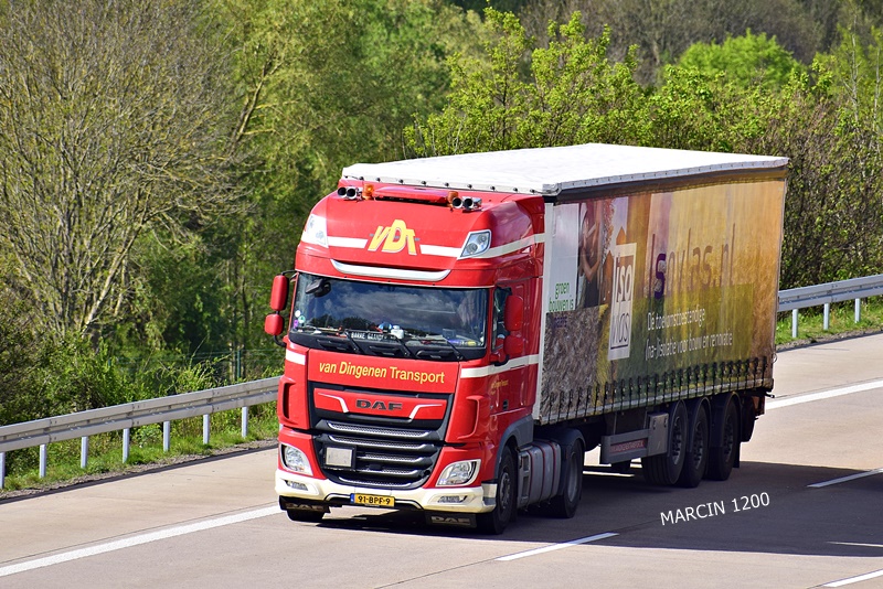 _DSC2714 VDT VAN DINGENEN TRANSPORT-crop-DAF XF 106 II.JPG