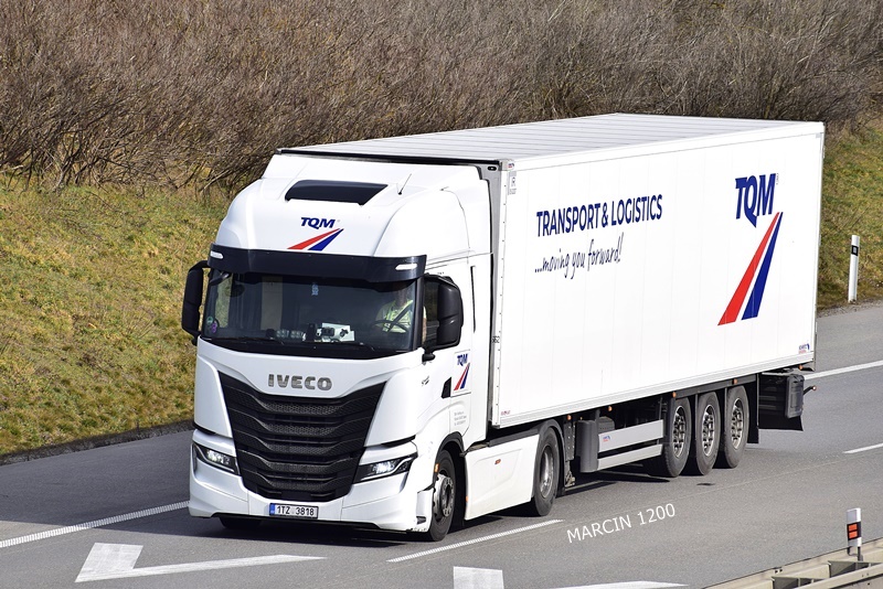 _DSC2843 TQM-crop-IVECO S-WAY.JPG