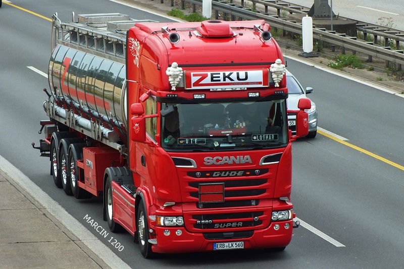 DSCF0743-crop-ZEKU-SCANIA R560 V8.jpg