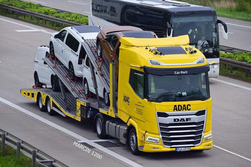 _DSC3850 ADAC CAR-PORT-crop-DAF XG.JPG