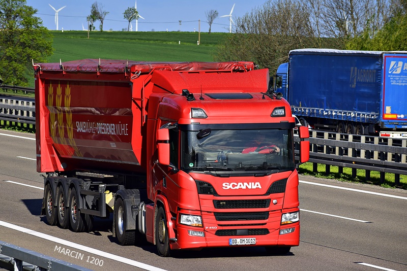 _DSC2423 SAALE DRESDENER MUHLE-crop-SCANIA P450 NG.JPG