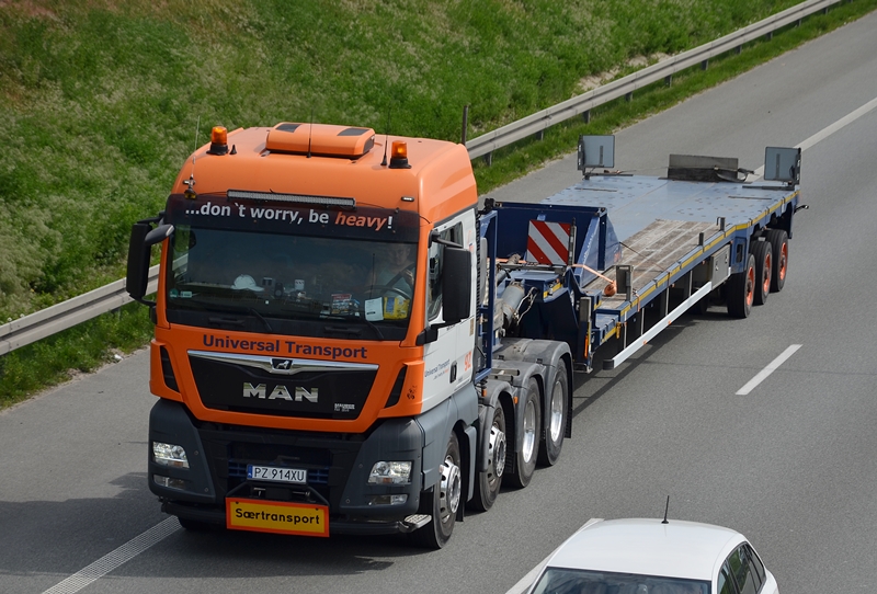 universal transport 1.JPG