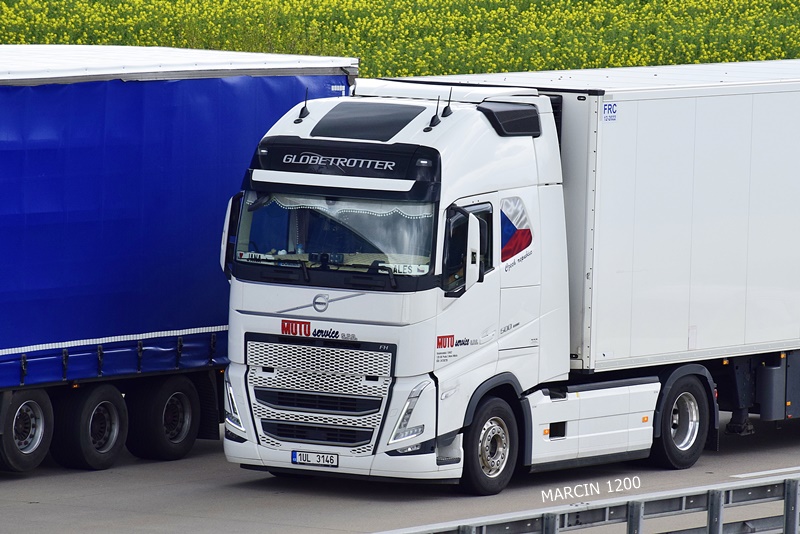 _DSC1883 MUTU SERVICE-crop-VOLVO FHV.JPG