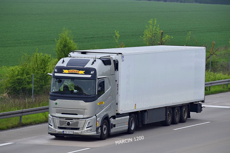 _DSC4053 RAFALEX-crop-VOLVO FH AERO.JPG