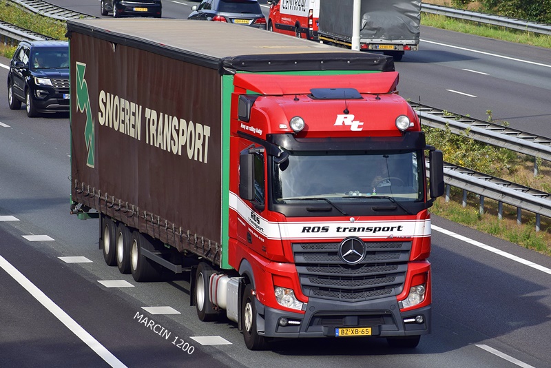 _DSC8299 ROS TRANSPORT-crop-ACTROS MPIV.JPG