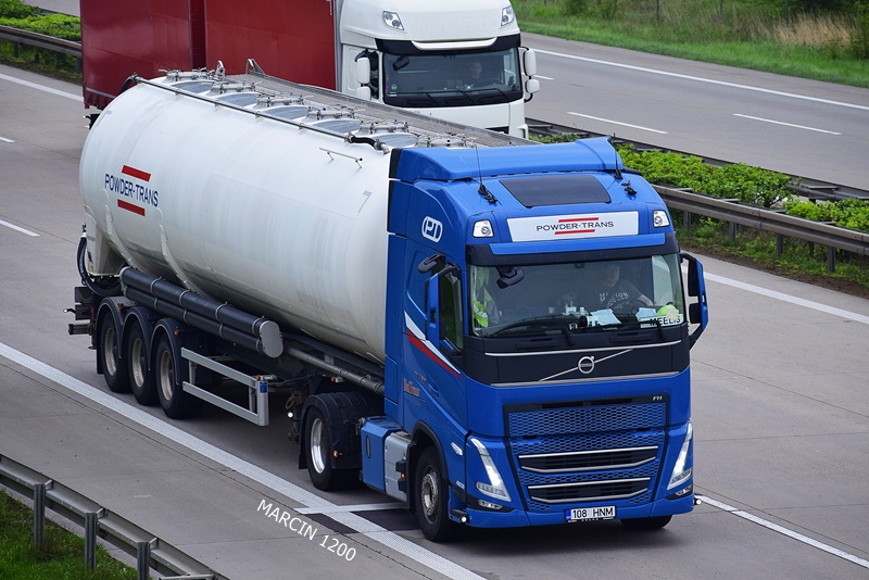 _DSC3844 Powder-Trans-crop-VOLVO FHV.JPG
