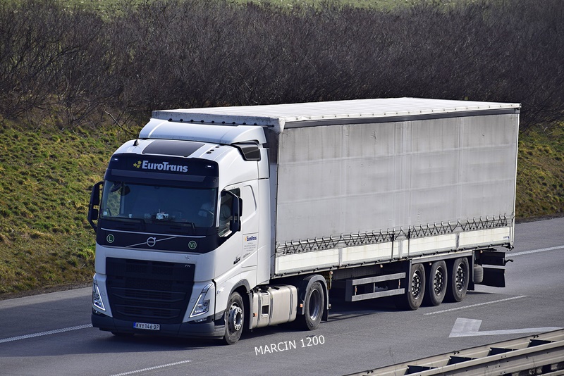 _DSC2119 EUROTRANS-crop-VOLVO FHV.JPG