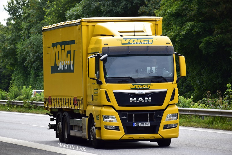 _DSC9221 VOIGT-crop-MAN TGX.JPG