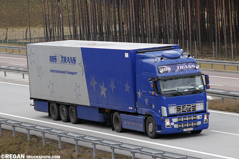 Volvo FH2 - Miś Trans.jpg