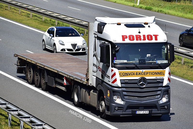 _DSC00011 (1386)-crop-PORJOT-ACTROS MPIV.JPG