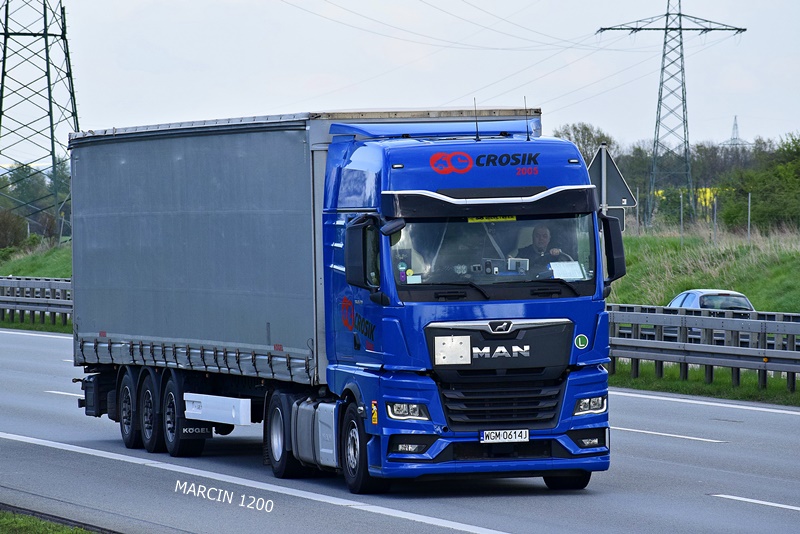 _DSC2223 Crosik2005-crop-MAN TGX II.JPG