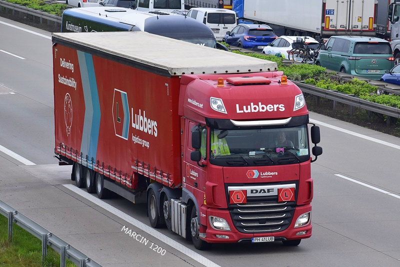 _DSC3967 LUBBERS-crop-DAF XF 106.JPG