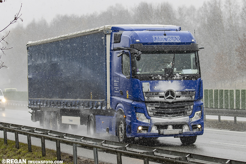 Mercedes-Benz Actros Lukmaz.jpg
