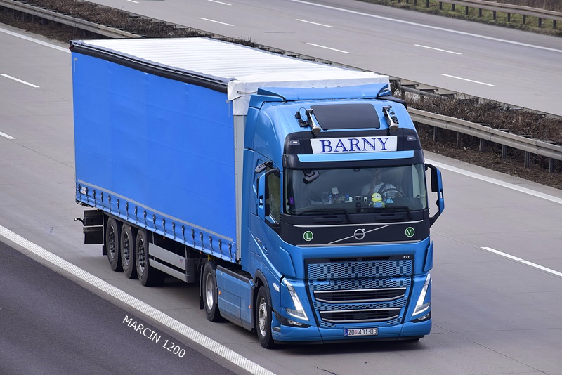 _DSC1339 BARNY-crop-VOLVO FHV.JPG