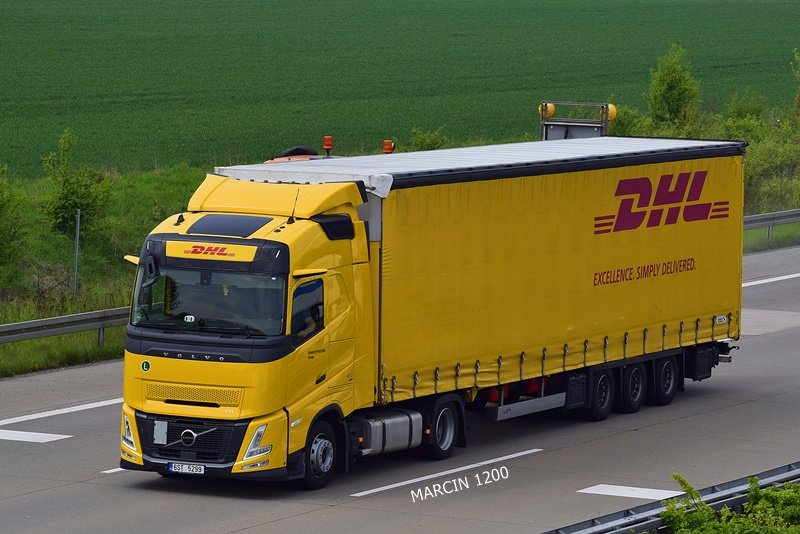 _DSC4487 DHL-crop-VOLVO FH AERO.JPG