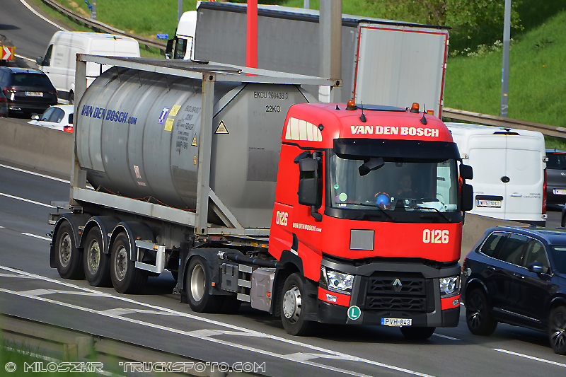 Renault Range_Van Den Bosch_4925.JPG