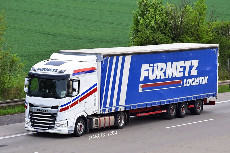_DSC5395 FURMETZ-crop-DAF XG.JPG