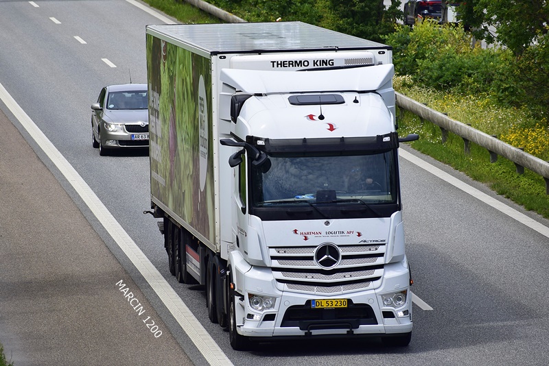 _DSC4633 HARTMAN-crop-ACTROS MP5.JPG