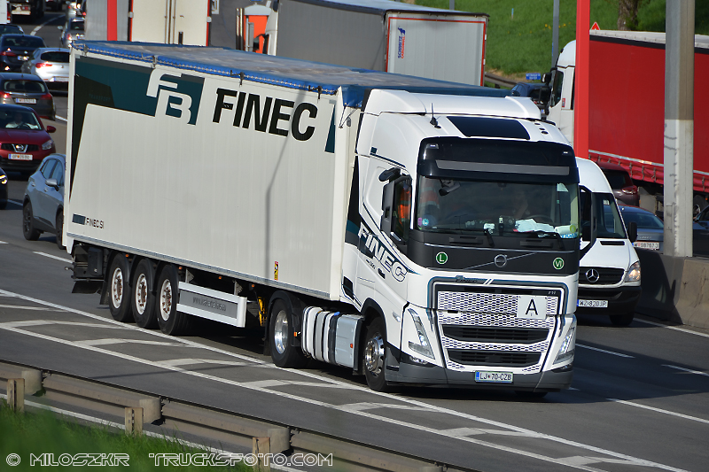 Volvo FH5_Finec_4006.JPG