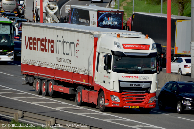 Daf 106XF_Veenstra_4031.JPG